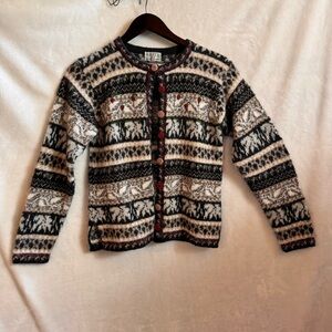 Rafa made in Peru 100% Alpaca button up cardigan guesstimate size small